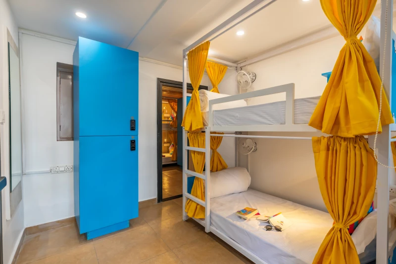 Bed in 8 Bed Mixed Dormitory Room with Ensuite Bathroom 3