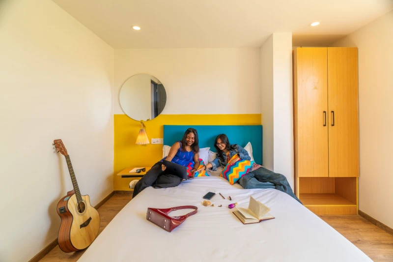Deluxe Private AC Room with Ensuite Bathroom 2