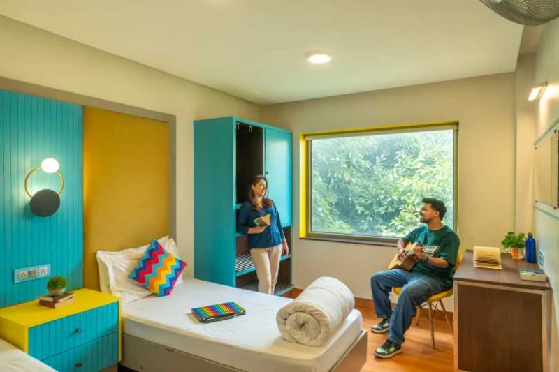 Deluxe Private AC Room with Ensuite Bathroom 2